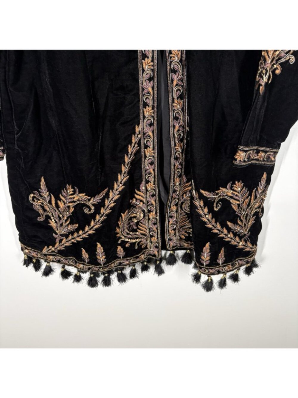 Soft Surroundings Sz L Black Gold Beaded Embroidered Velvet Belcastel Jacket NWT - Picture 4 of 14